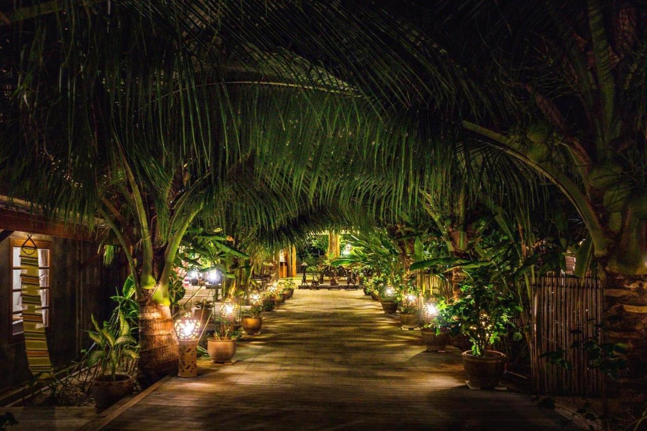 Sasitara Thai Villas Choeng Mon Exteriör bild